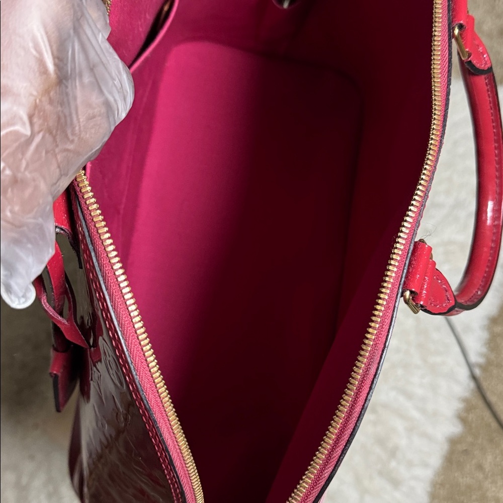 Louis Vuitton Cherry Red Vernis Alma bag purse.like new with certificate - Picture 12 of 17
